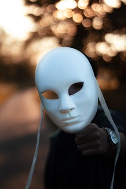 The Share Radio Interview: Impostor Syndrome