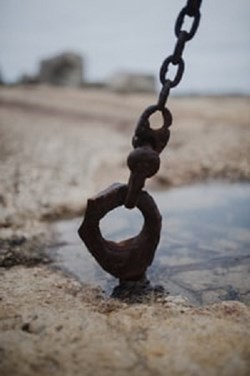 The Hypnotist: Releasing the Anchor.