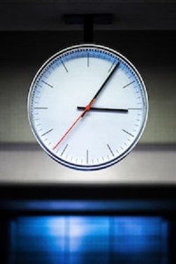The Hypnotist: Supercharge Your Weight Loss Journey in under 10 minutes