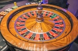 The Hypnotist: Hypnosis to Bet on Yourself and Your Future