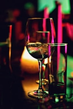 The Hypnotist: The Alcohol Aversion Pill for Nausea